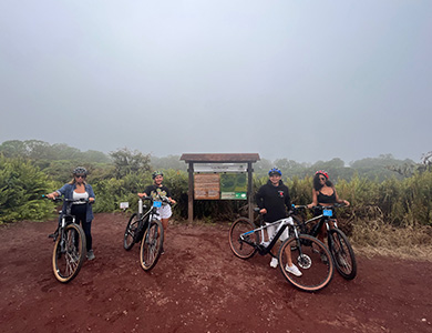 Ciclistas en Los Gemelos.